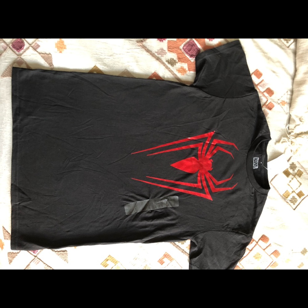 Spiderman marvel T-shirt brand new